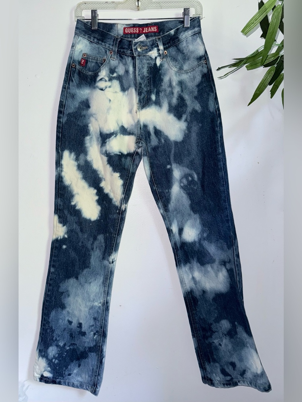 Vintage Y2K GUESS Cloud Wash Blue and White Tie-Dye Straight Jeans Size 29